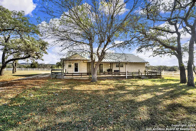16103 State Highway 16 N Medina, TX 78055